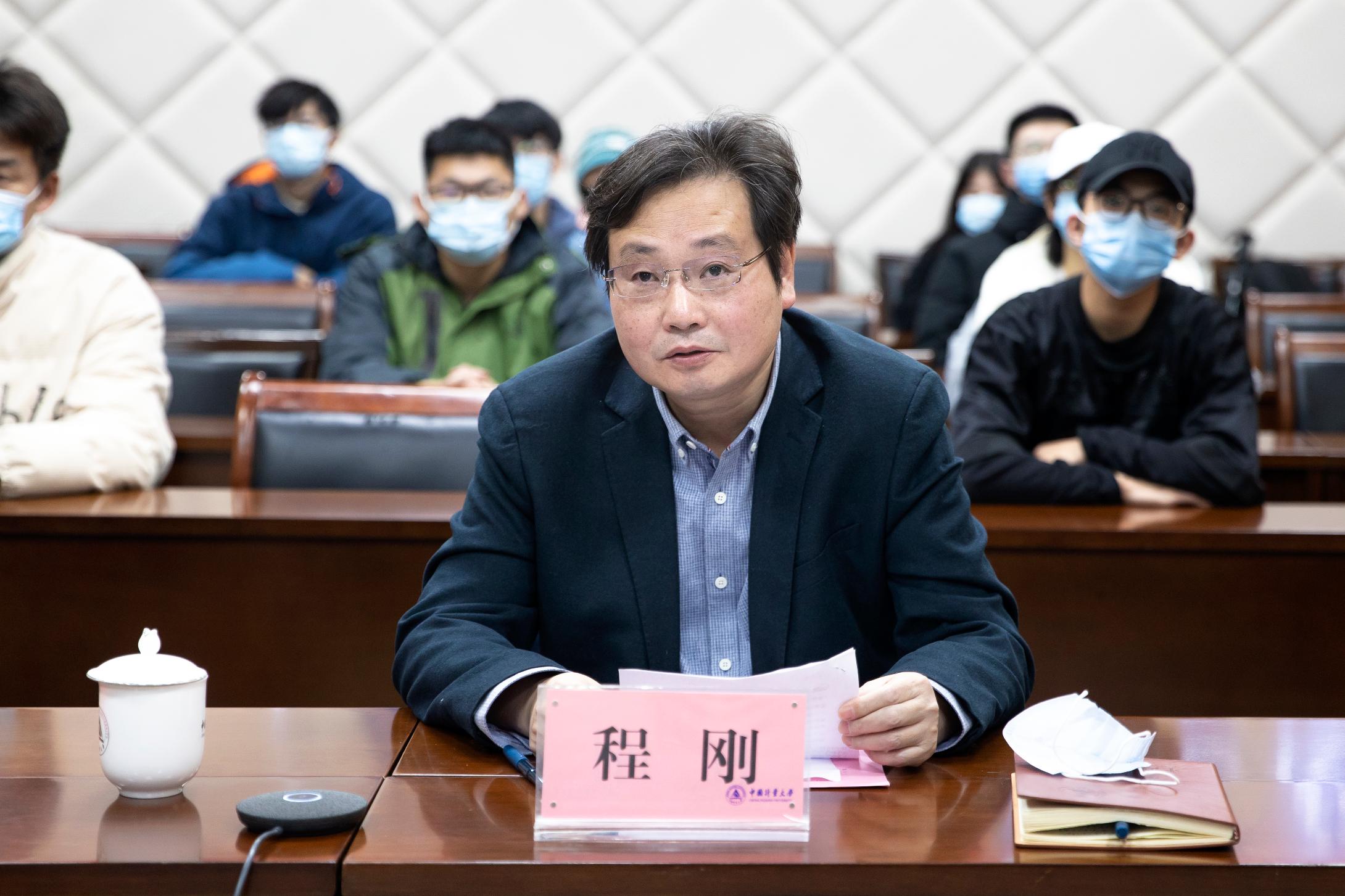 我校與臺(tái)州市椒江區(qū)舉行政校企洽談會(huì)2